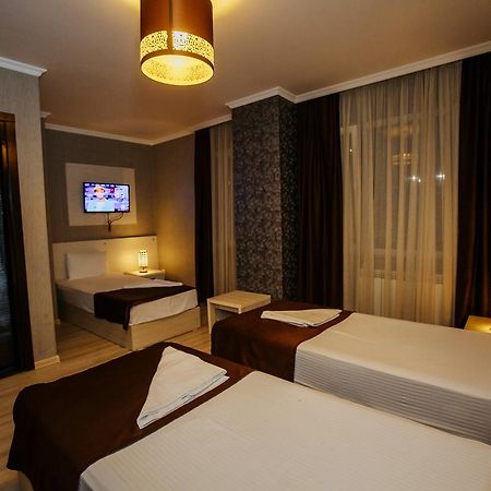 Hotel & Cafe Batus Batumi Exterior foto