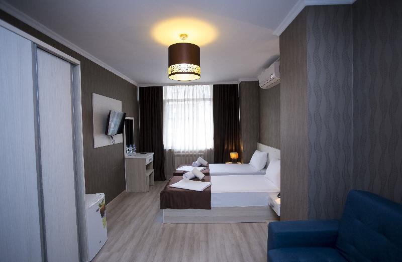 Hotel & Cafe Batus Batumi Exterior foto